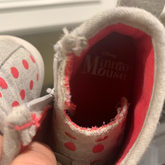 Mini mouse high tops - Picture 2 of 3